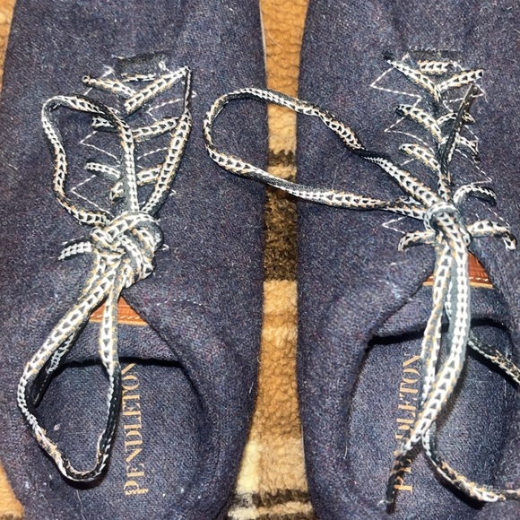 Pendleton Wool Navy Blue Sneakers Men’s Size 11 Water Resistant - Picture 3 of 10